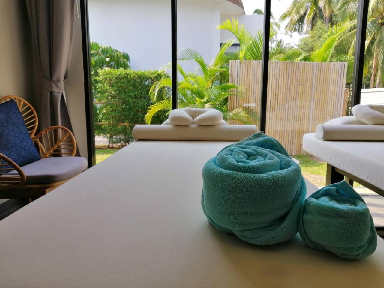 Tungtong Beach Villas Thap Sakae Luaran gambar