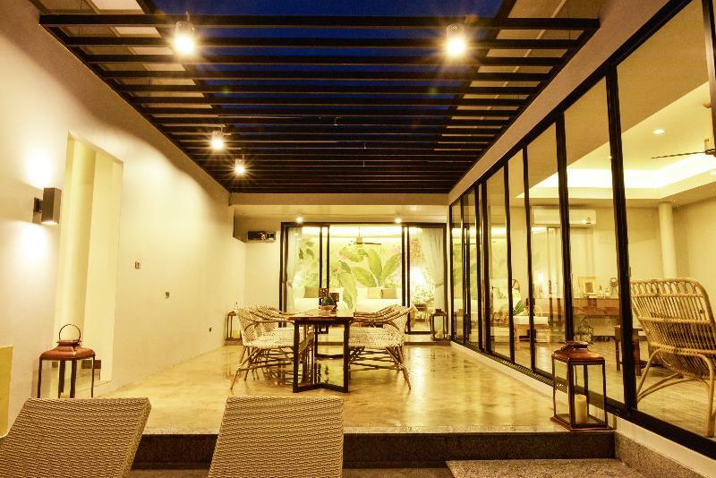 Tungtong Beach Villas Thap Sakae Luaran gambar